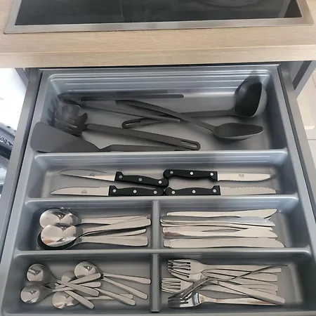 L'escale Atypique 3 Clermont-ferrand, Parking * كليرمونت-فيراند