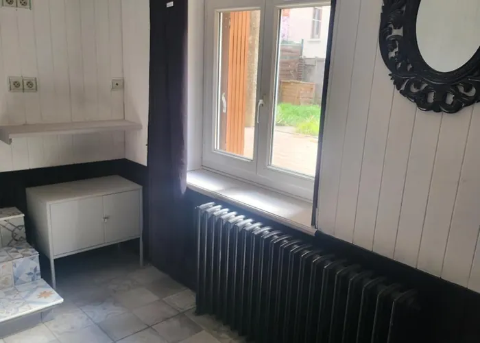 L'escale Atypique 3 Clermont-ferrand, Parking شقة