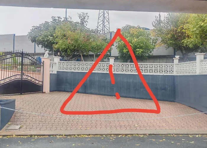 L'escale Atypique 3 Clermont-ferrand, Parking *